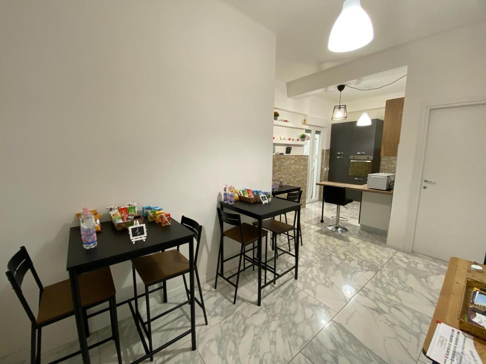 Ennio Rooms Bari Exteriör bild