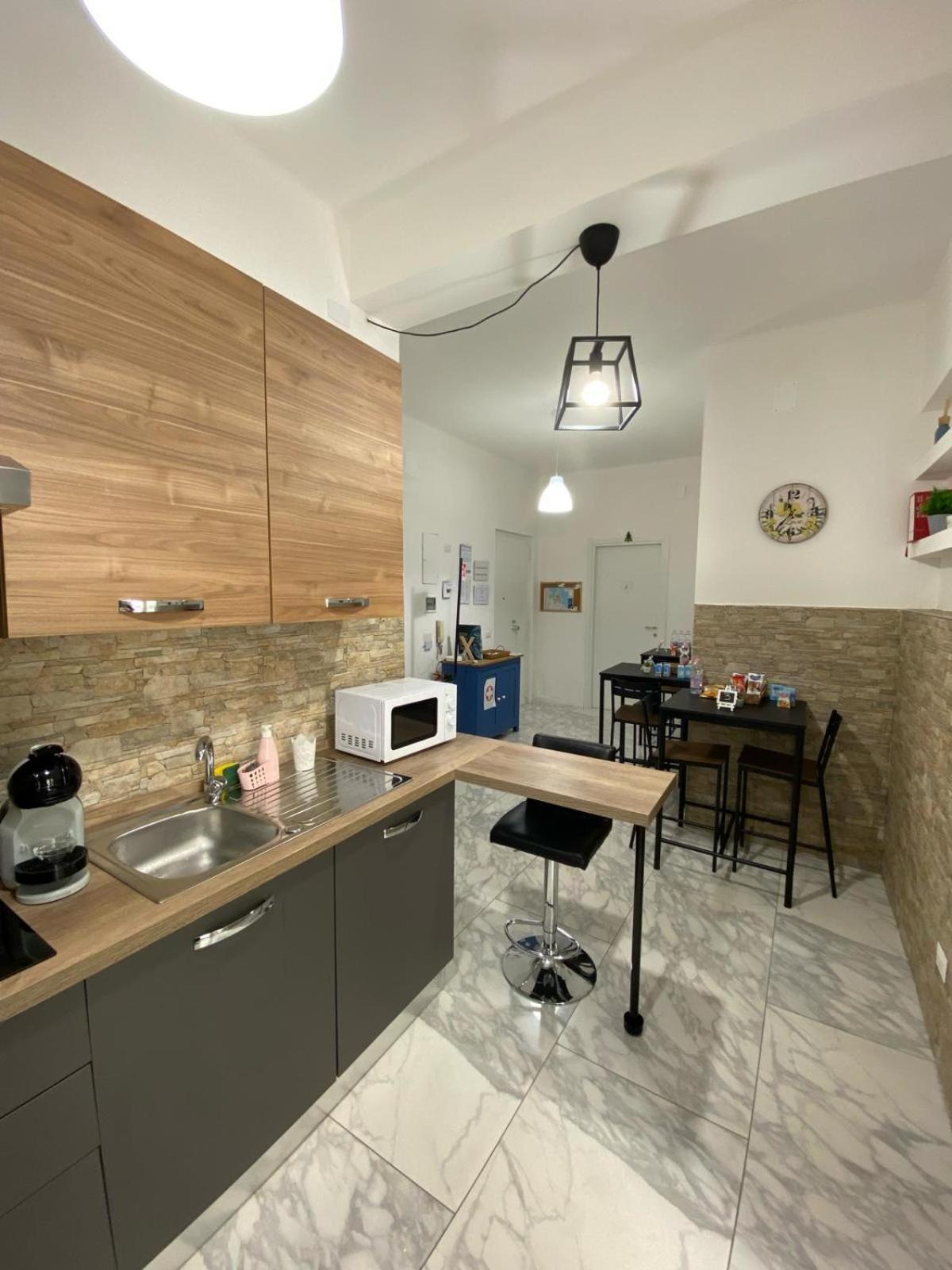 Ennio Rooms Bari Exteriör bild