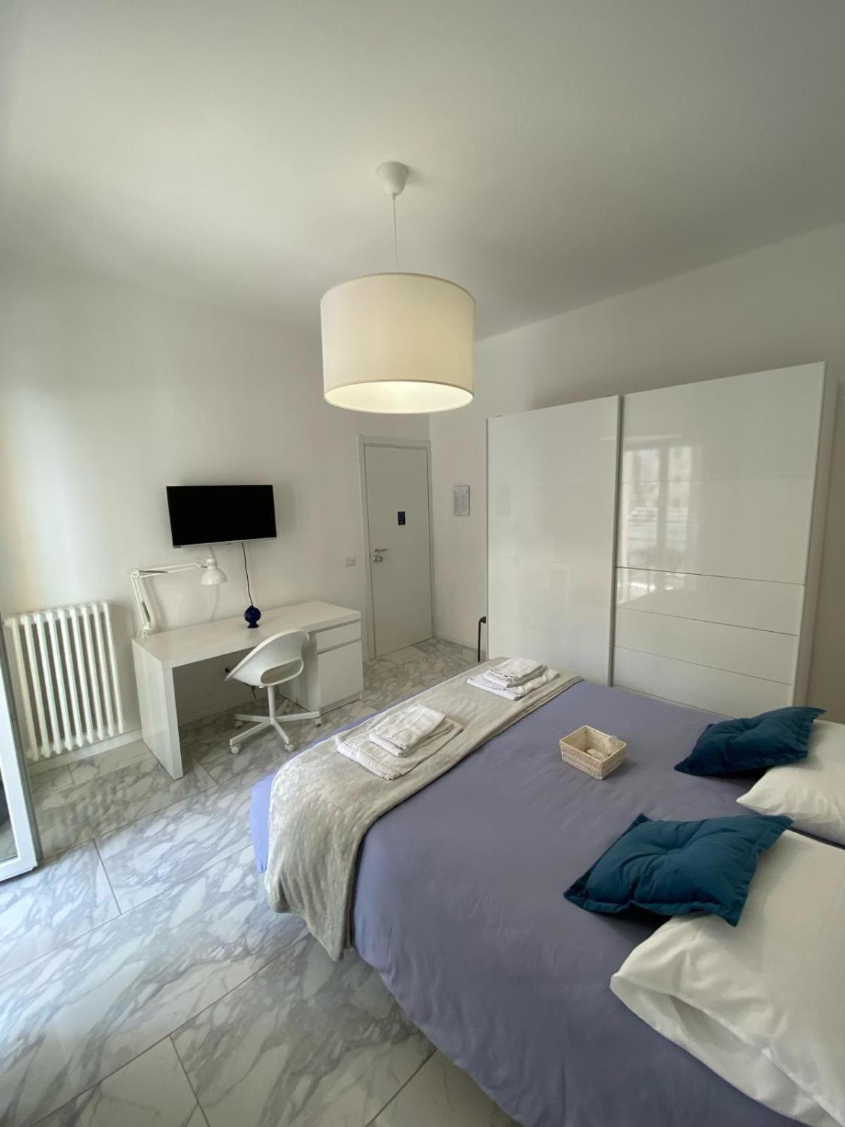Ennio Rooms Bari Exteriör bild