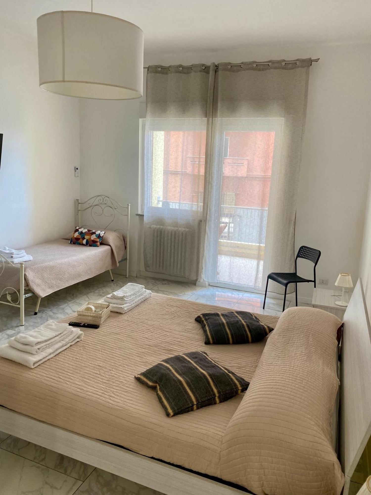Ennio Rooms Bari Exteriör bild